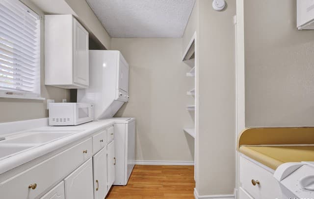 3243  Nacogdoches Rd Unit 412, San Antonio, TX 78217 — photo 12