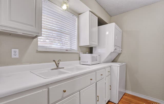 3243  Nacogdoches Rd Unit 412, San Antonio, TX 78217 — photo 13