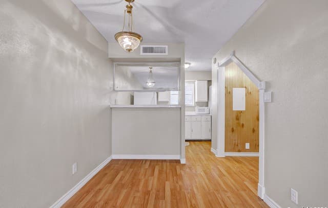 3243  Nacogdoches Rd Unit 412, San Antonio, TX 78217 — photo 8