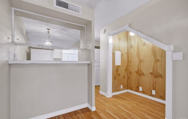 3243  Nacogdoches Rd Unit 412, San Antonio, TX 78217 — photo 9