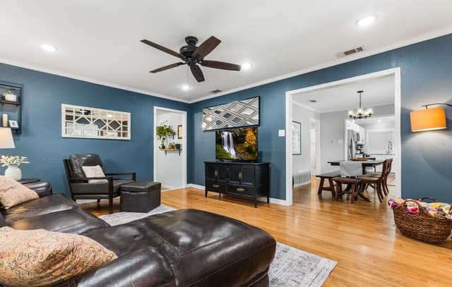 318 Brees Blvd, San Antonio, TX 78209 — photo 8