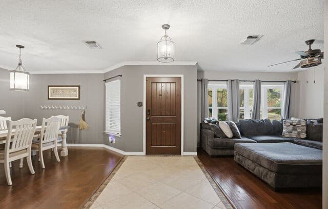 3318  Carnaby Creek Dr, San Antonio, TX 78247 — photo 10