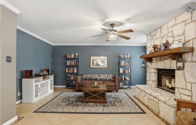 3318  Carnaby Creek Dr, San Antonio, TX 78247 — photo 15