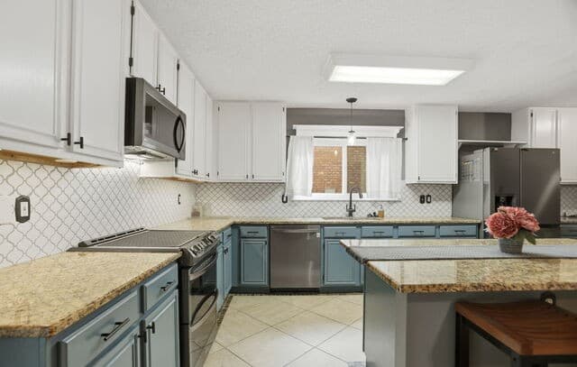 3318  Carnaby Creek Dr, San Antonio, TX 78247 — photo 20