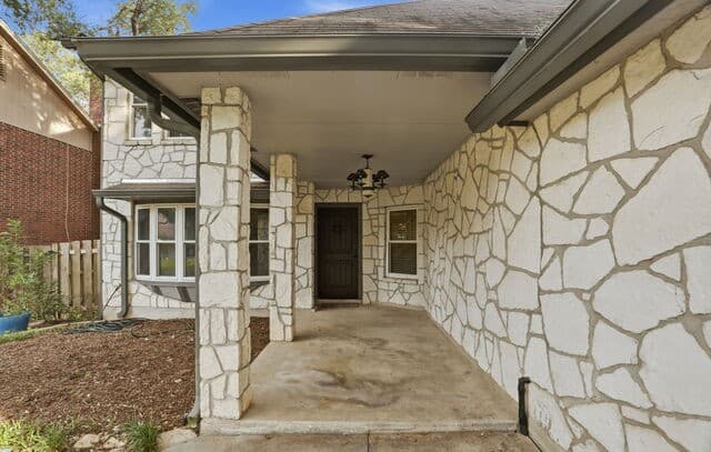 3318  Carnaby Creek Dr, San Antonio, TX 78247 — photo 9