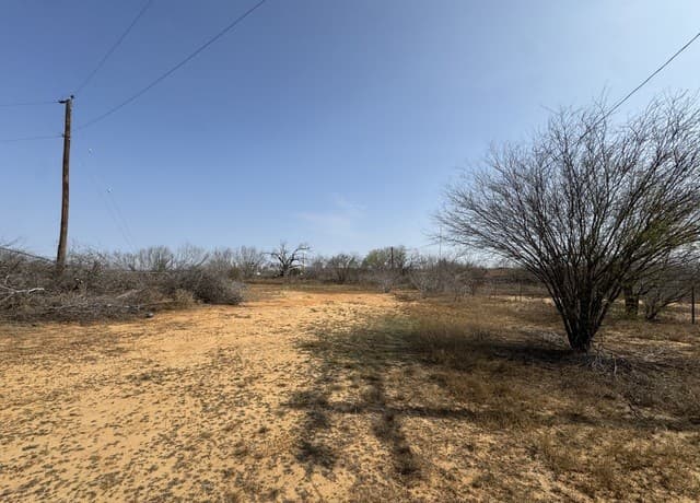 13080  Laguna Rd, San Antonio, TX 78223 — photo 16