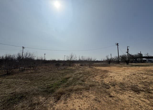 13080  Laguna Rd, San Antonio, TX 78223 — photo 7