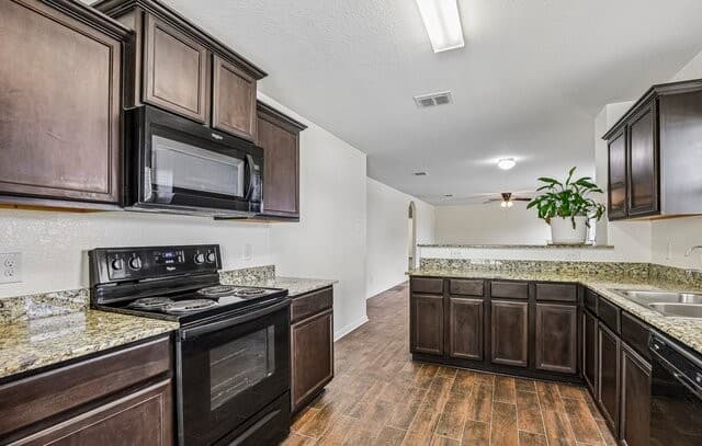 6640  Rosenthal Pass, San Antonio, TX 78252 — photo 11