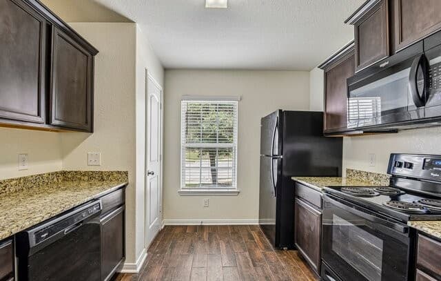 6640  Rosenthal Pass, San Antonio, TX 78252 — photo 13