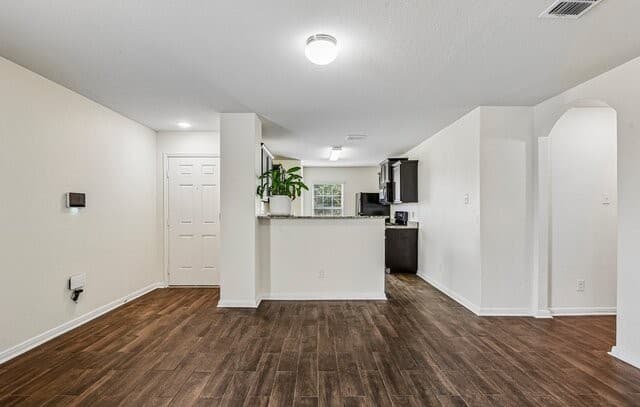6640  Rosenthal Pass, San Antonio, TX 78252 — photo 9