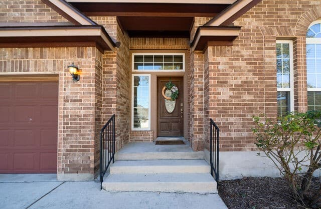 3311 Cameron Cv