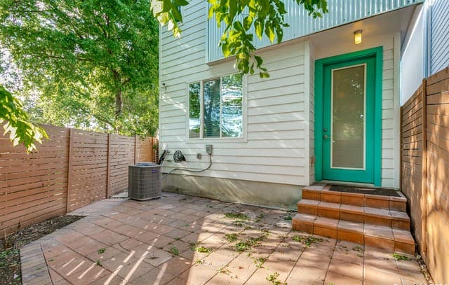 330  Clay Unit 24, San Antonio, TX 78204 — photo 24