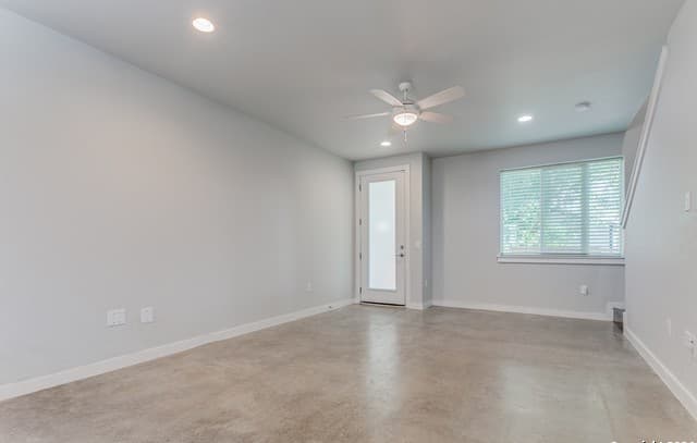 330  Clay Unit 24, San Antonio, TX 78204 — photo 6
