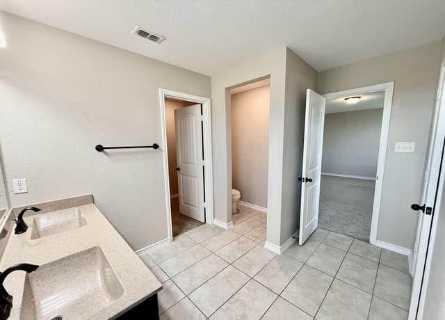1905  Brook Bnd, New Braunfels, TX 78130 — photo 21