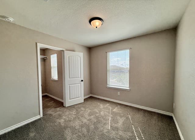1905  Brook Bnd, New Braunfels, TX 78130 — photo 23