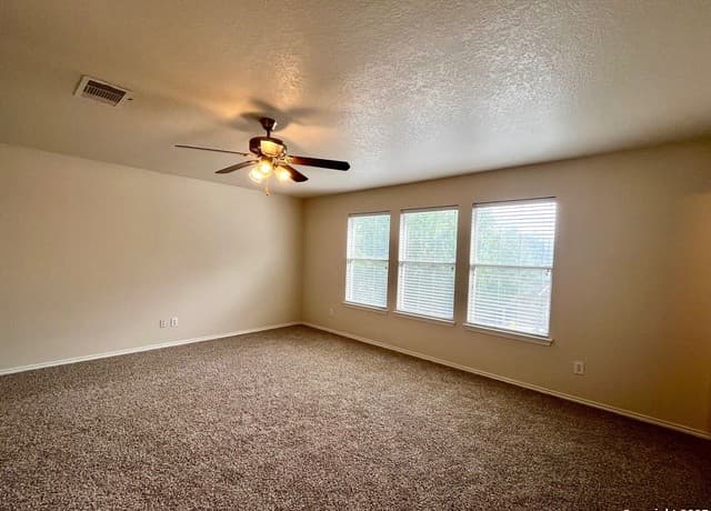 1522  Range Finder, San Antonio, TX 78245 — photo 14