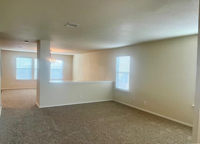 1522  Range Finder, San Antonio, TX 78245 — photo 3