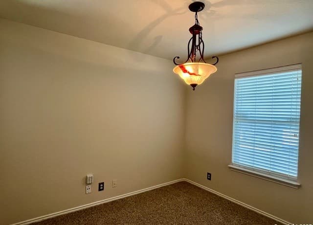1522  Range Finder, San Antonio, TX 78245 — photo 4