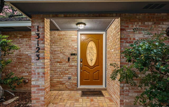 13123  Hunters Spring St, San Antonio, TX 78230 — photo 6