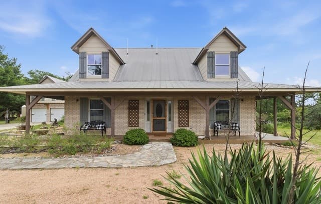1275  Lacey Dr, Bandera, TX 78003 — photo 18