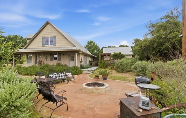 1275  Lacey Dr, Bandera, TX 78003 — photo 21