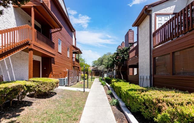 10527  Perrin Beitel Rd Unit B209, San Antonio, TX 78217 — photo 20