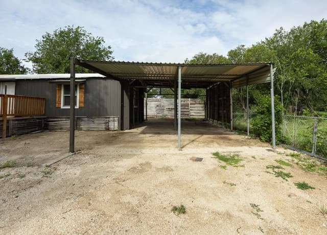 10323  Hillbrook Rd, Schertz, TX 78108 — photo 5