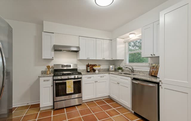 251 Pilgrim Dr, San Antonio, TX 78213 — photo 12