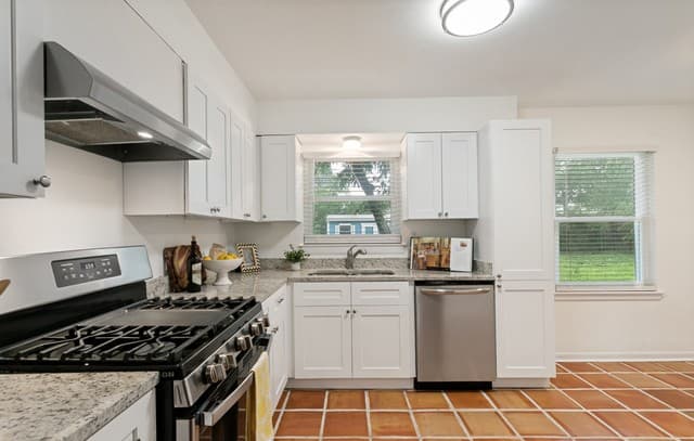 251 Pilgrim Dr, San Antonio, TX 78213 — photo 14