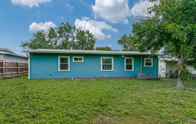 251 Pilgrim Dr, San Antonio, TX 78213 — photo 25