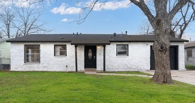 158 Bayville Dr