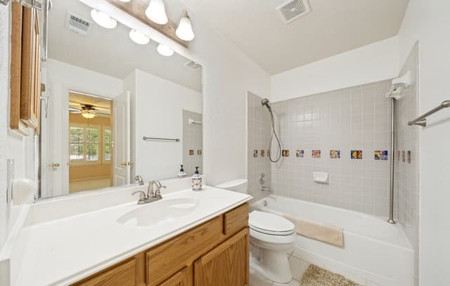 4501  Ridge Peak Dr, Schertz, TX 78154 — photo 12