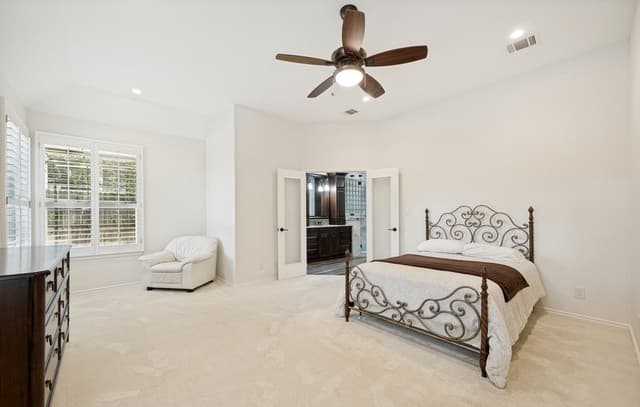 4501  Ridge Peak Dr, Schertz, TX 78154 — photo 6