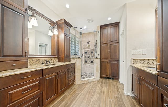 4501  Ridge Peak Dr, Schertz, TX 78154 — photo 7