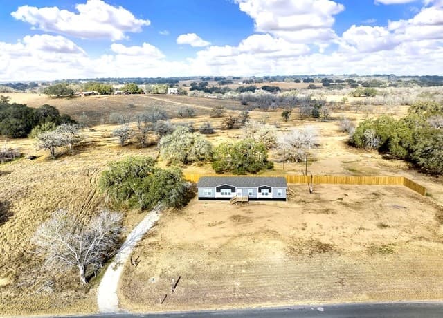112  County Road 158, Floresville, TX 78114 — photo 4