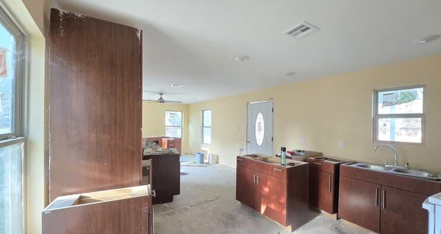 188  Sundown Ln, Poteet, TX 78065 — photo 14