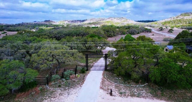 3513 N Us Highway 281, Blanco, TX 78606 — photo 24
