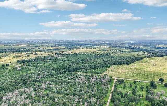 1617  Blue Creek Rd, La Vernia, TX 78121 — photo 10