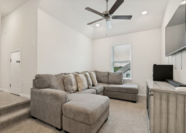 108  Red Deer Pl, Cibolo, TX 78108 — photo 15
