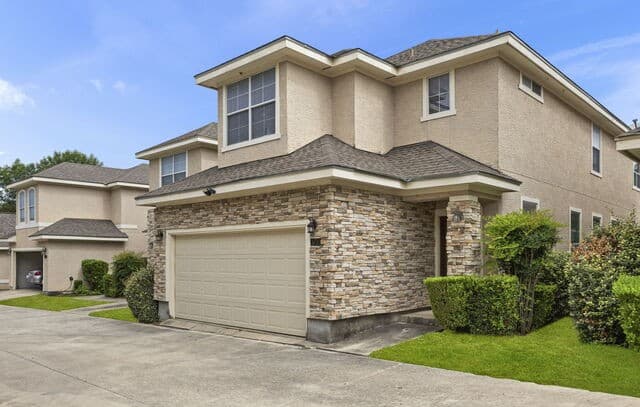 6757  Biscay Bay, San Antonio, TX 78249 — photo 2