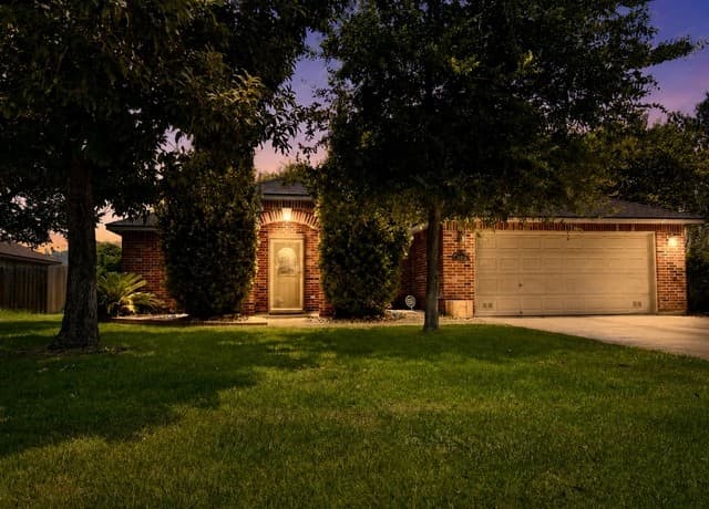 308  Bunker Hill, Pleasanton, TX 78064 — photo 4