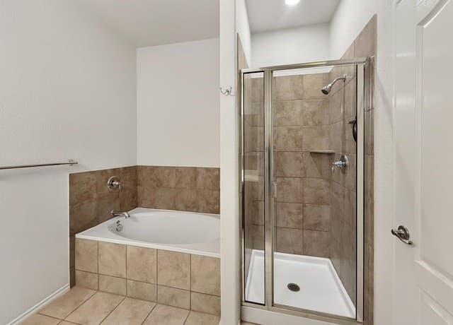 6226  Pecan Tree, San Antonio, TX 78240 — photo 6