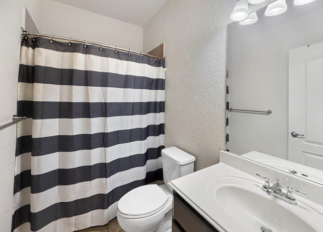 6226  Pecan Tree, San Antonio, TX 78240 — photo 9