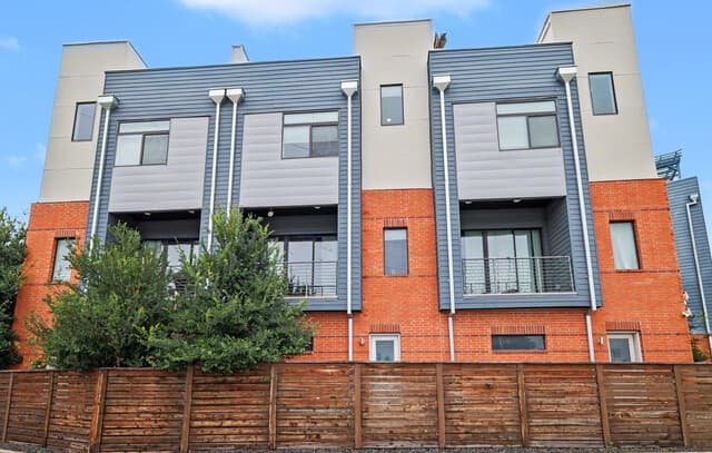 1606 N Hackberry Unit UNIT 102, San Antonio, TX 78208 — photo 3