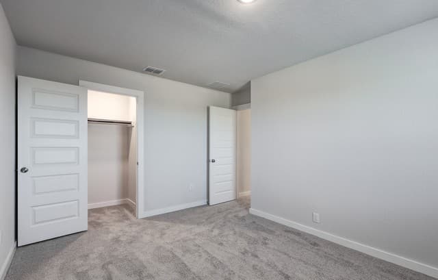 2323  Crisp Gln, San Antonio, TX 78224 — photo 20
