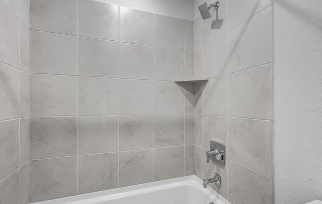 2323  Crisp Gln, San Antonio, TX 78224 — photo 22