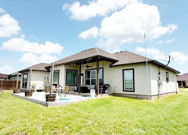 1683  Vista View, Pleasanton, TX 78064 — photo 4