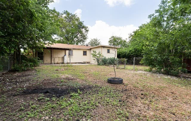 204  3rd St, Converse, TX 78109 — photo 16