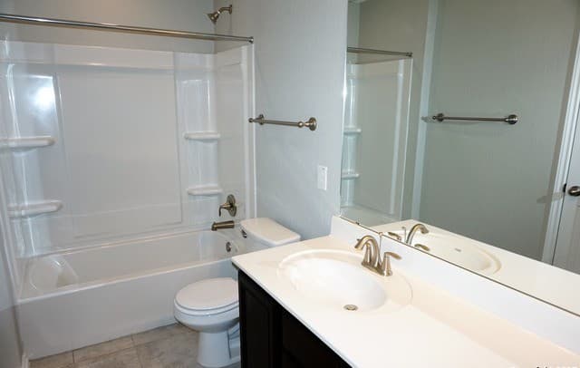 2610  Green Leaf Way, San Antonio, TX 78244 — photo 13