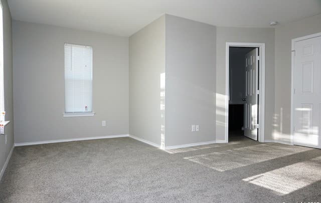 2610  Green Leaf Way, San Antonio, TX 78244 — photo 17
